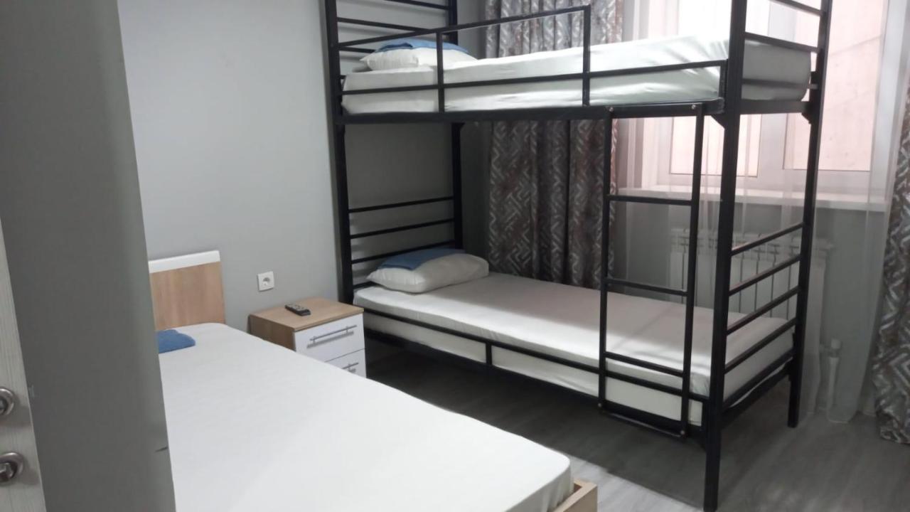 Station Hostel Atiraw Buitenkant foto